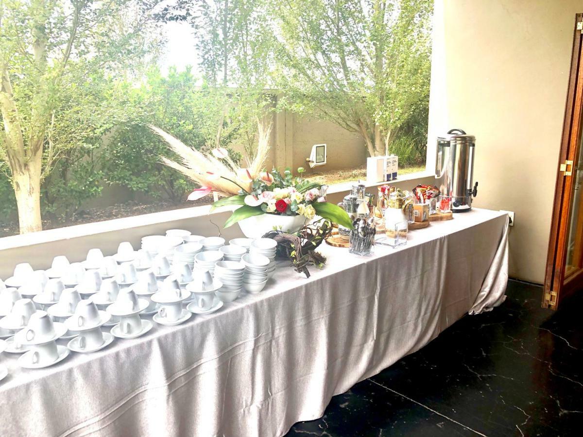 Lido Hotel Johannesburg Esterno foto